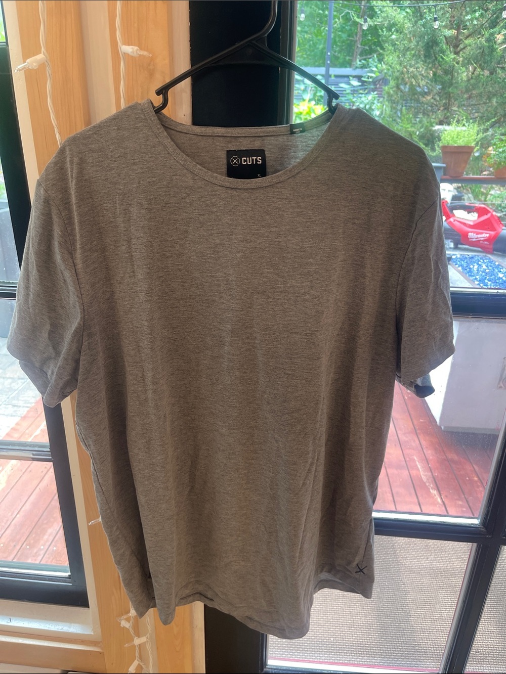 Cuts Clothing Men's Crewneck T-Shirt — Heather Gray
